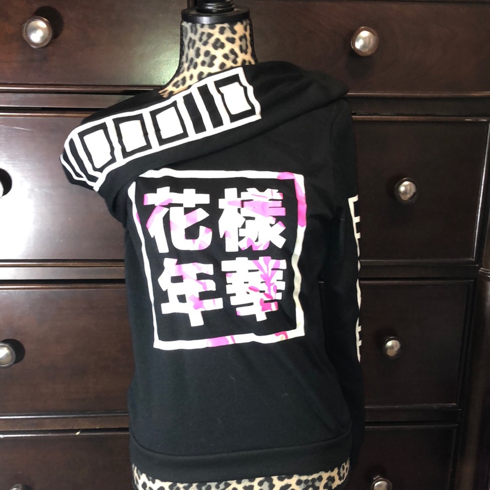 Bts sweater